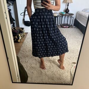 Uniqlo Midi Skirt size 0/25